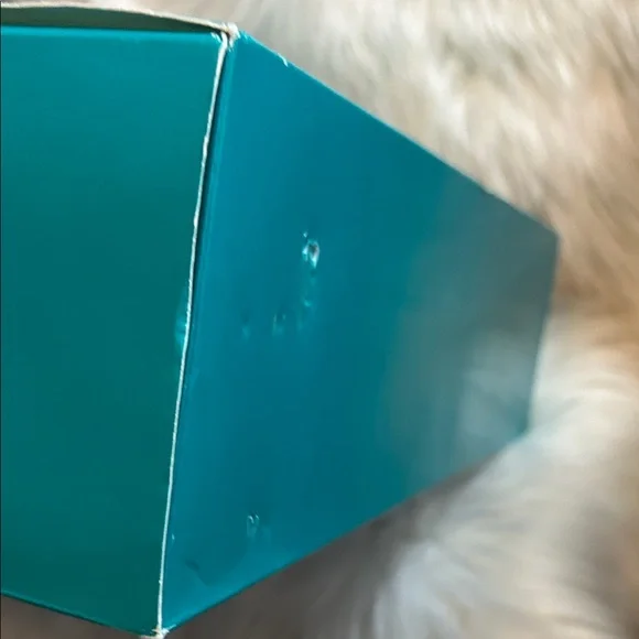 Barbie Doll in Red and Green Gown - Picture 9 of 9